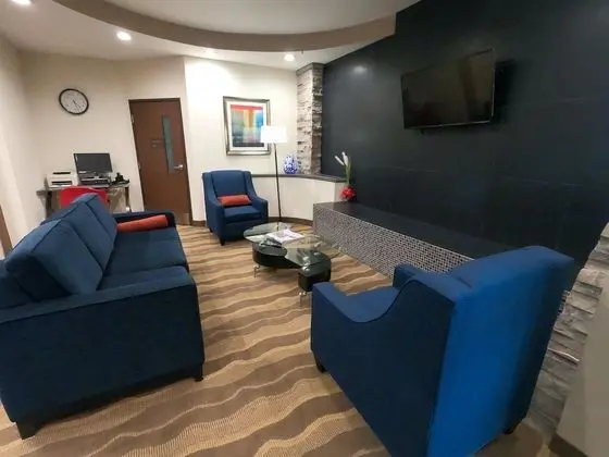 HomeTowne Studios & Suites Washington - Lobi