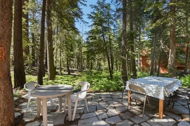 Homewood Creekside Cabin