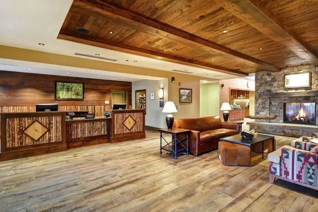 Homewood Kalispell, MT - Lobi