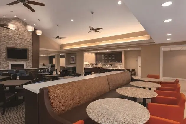 Homewood Suites Atlanta Airport North - Yerinde Yemek