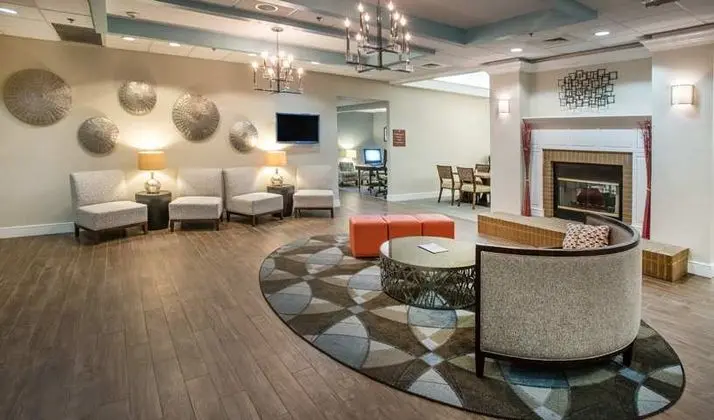 Homewood Suites by Hilton Montgomery - Lobi