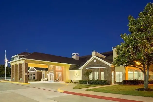 Homewood Suites Dallas/Park Central - Dış Mekan