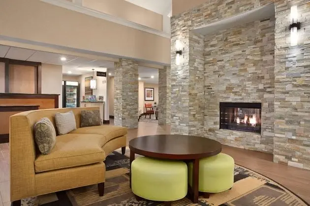 Homewood Suites Dallas/Park Central - Lobi