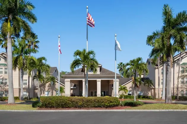 Homewood Suites Fort Myers - Bell Tower