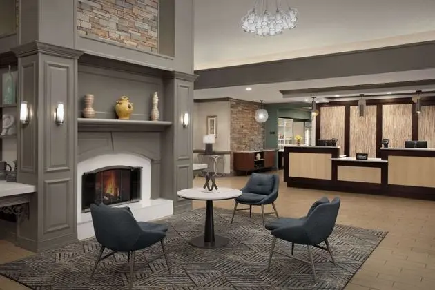 Homewood Suites by Hilton Alexandria - Lobi
