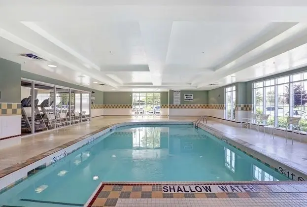 Homewood Suites by Hilton Cambridge Waterloo - Havuz