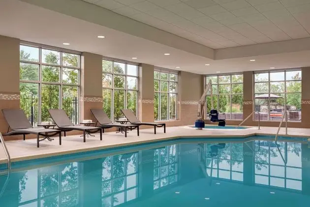 Homewood Suites by Hilton Charlottesville, VA - Havuz