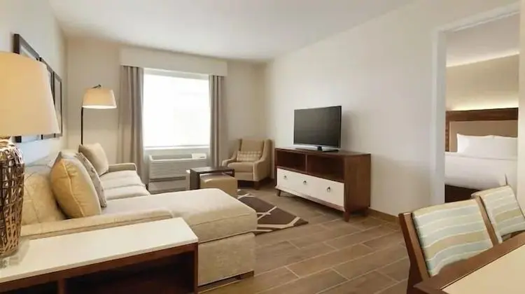 Homewood Suites by Hilton Columbus/Easton, OH - Oda