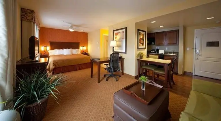 Homewood Suites by Hilton Denver-International Air