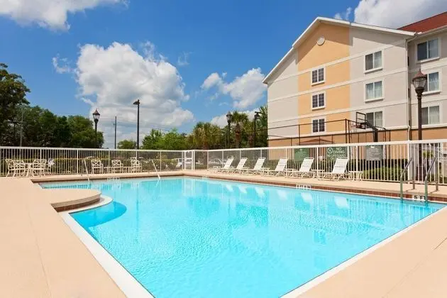 Homewood Suites by Hilton Gainesville - Havuz
