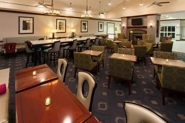 Homewood Suites by Hilton Gainesville - Lobi