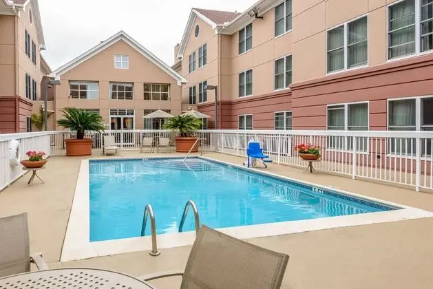 Homewood Suites by Hilton Houston-Clear Lake - Havuz