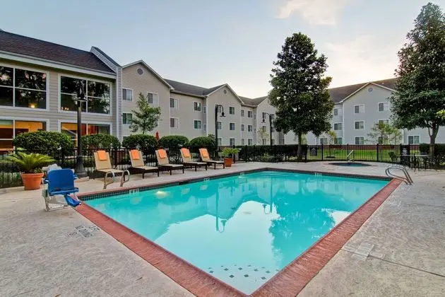 Homewood Suites by Hilton Houston-Kingwood - Havuz