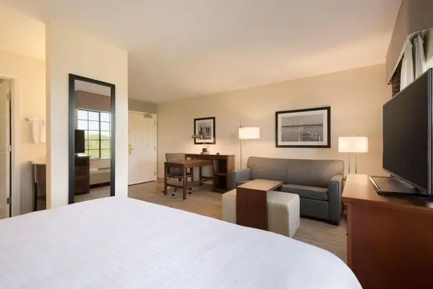 Homewood Suites by Hilton Jacksonville Deerwood Pa