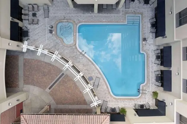 Homewood Suites by Hilton Jacksonville Downtown-So - Havuz