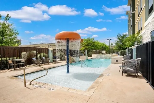 Homewood Suites by Hilton New Braunfels, TX - Havuz
