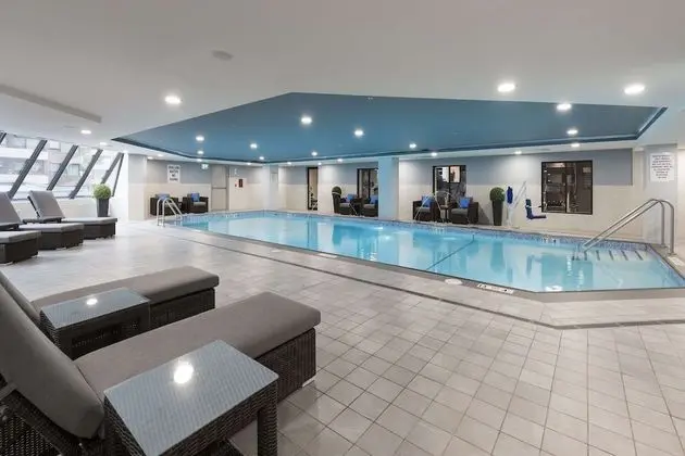 Homewood Suites by Hilton Ottawa Downtown - Havuz