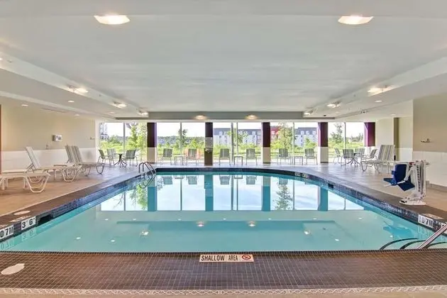 Homewood Suites by Hilton Ottawa Kanata - Havuz