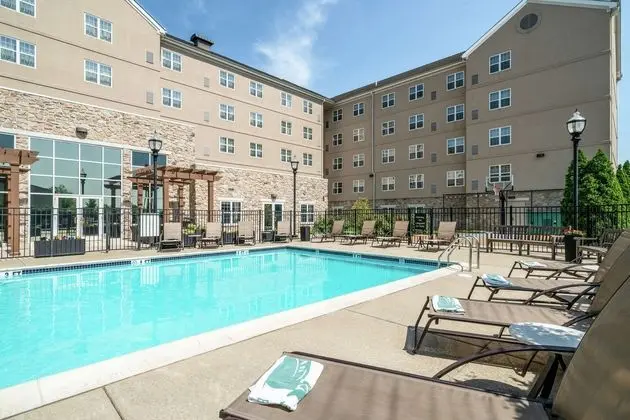 Homewood Suites by Hilton Philadelphia-Valley - Havuz