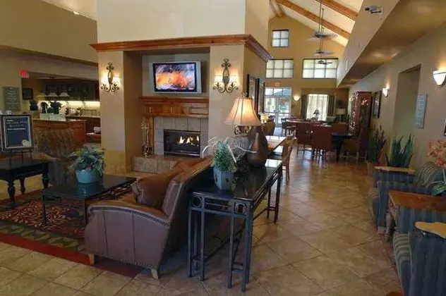 Homewood Suites by Hilton Phoenix-Biltmore