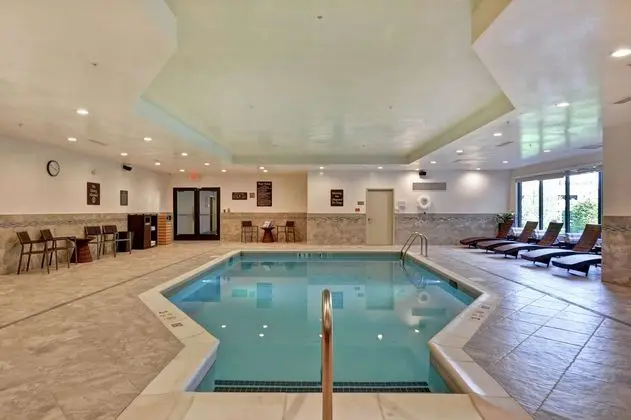 HOMEWOOD SUITES BY HILTON POUGHKEEPSIE NY - Havuz