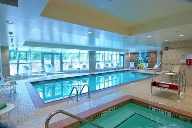 Homewood Suites by Hilton Rockville-Gaithersburg - Havuz