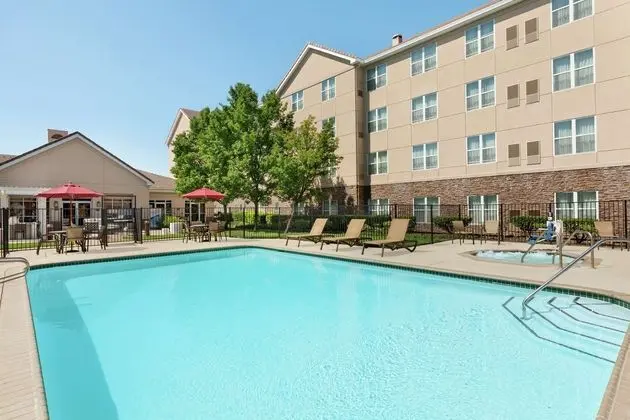 Homewood Suites by Hilton Sacramento-Roseville - Havuz