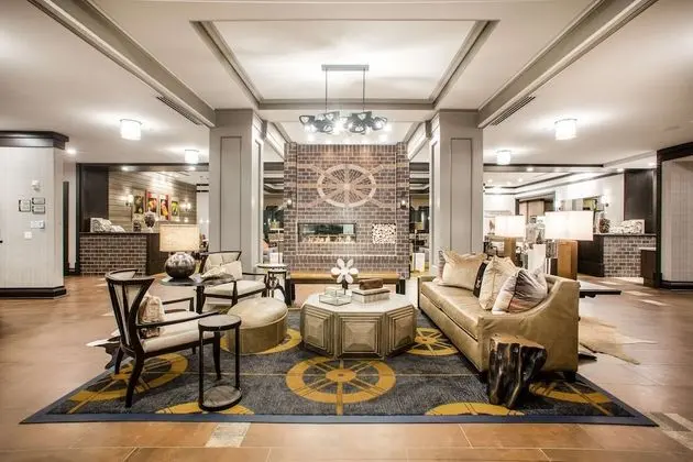 Homewood Suites by Hilton Salina Downtown - Lobi