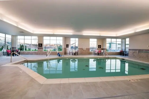 Homewood Suites by Hilton Tulsa/Catoosa, OK - Havuz