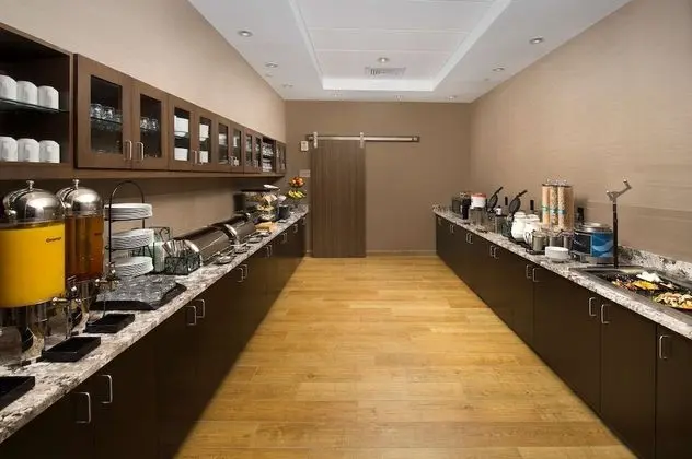 Homewood Suites by Hilton Washington DC NoMa Union Station - Yerinde Yemek