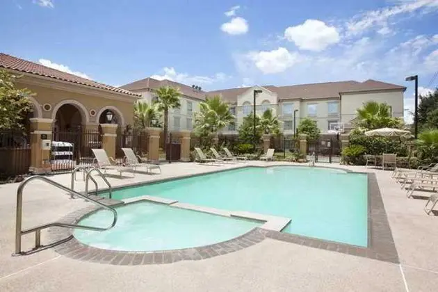 Homewood Suites Laredo At Mall Del Norte