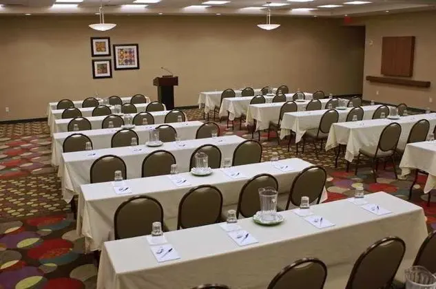 Homewood Suites Phoenix Airport South