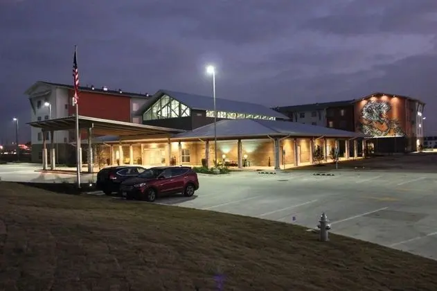 Homewood Suites by TechRidge Parmer @ I-35
