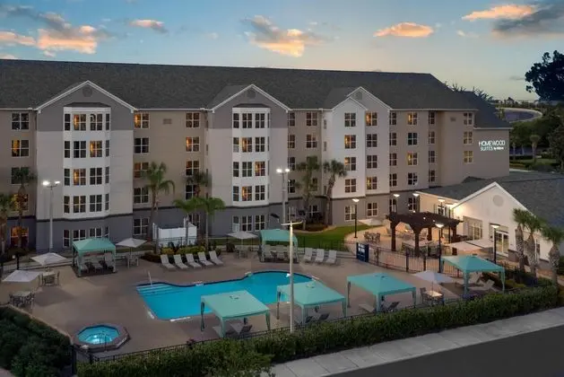 Homewood Suites Universal Orlando - Havuz