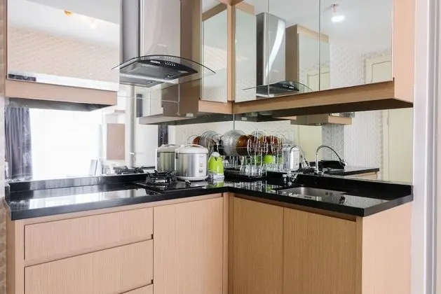 Homey 1BR Apartment at M-Town Residence - Mutfak