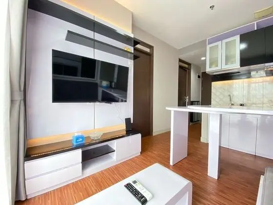 Homey 2Br Apartment At Mekarwangi Square Cibaduyut - İç Mekan