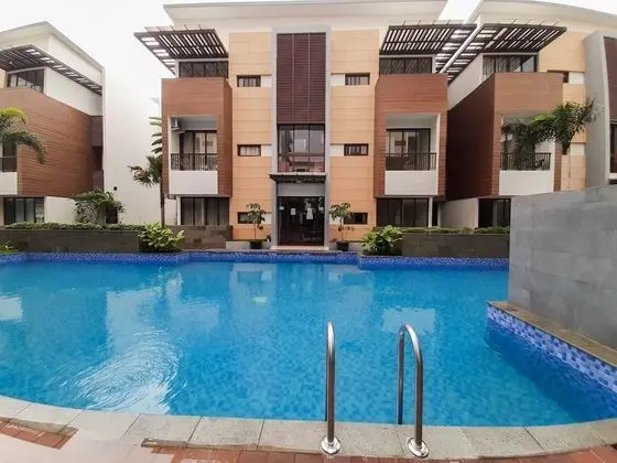 Homey 2BR Asatti Apartment at Vanya Park BSD - Havuz