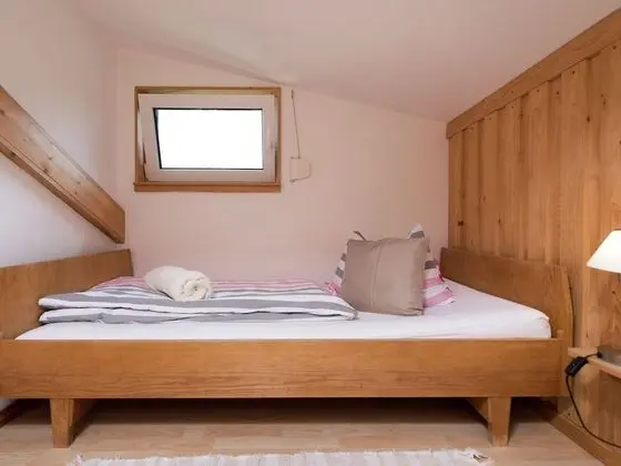 Homey Chalet in Breitenbrunn-rittersgrun With Terrace - Oda