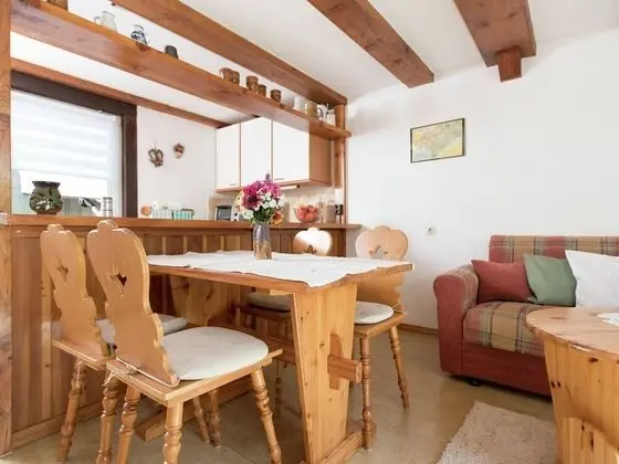 Homey Chalet in Breitenbrunn-rittersgrun With Terrace - Yerinde Yemek