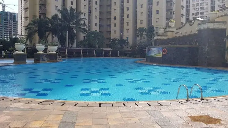 Homey Combined Unit 3Br Apartment At Mediterania Palace Residences