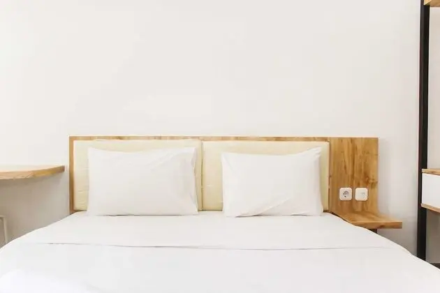 Homey And Cozy Studio At Riverview Jababeka Apartment