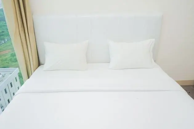 Homey And Cozy Studio Room At Tree Park City Bsd Apartment - Oda