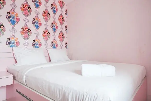 Homey and Fresh 2BR Green Pramuka Apartment