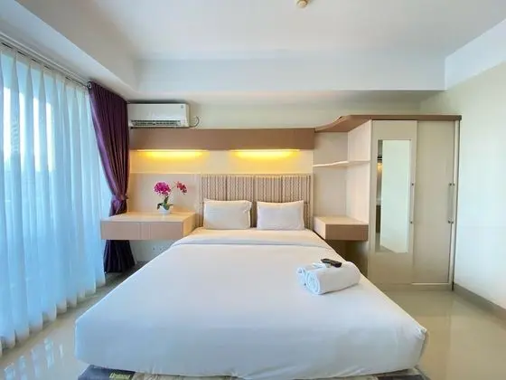 Homey Furnished Studio At Beverly Dago Apartment - Oda