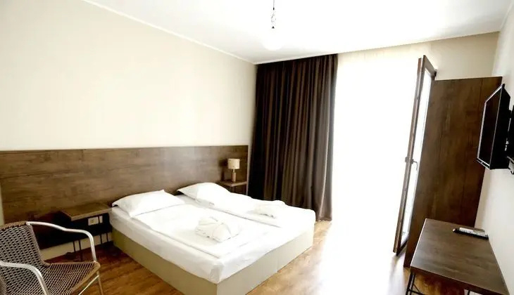 Hotel Homey Kobuleti - Oda Düzeni