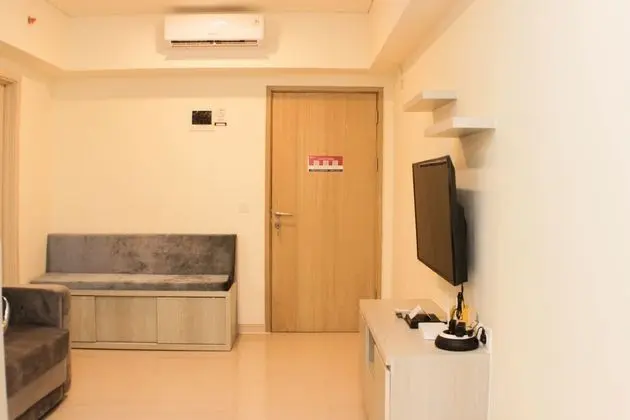 Homey Living 2Br At Meikarta Apartment - İç Mekan
