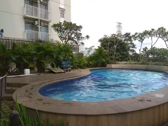 Homey And Minimalist 2Br At Bogor Valley Apartment - Havuz