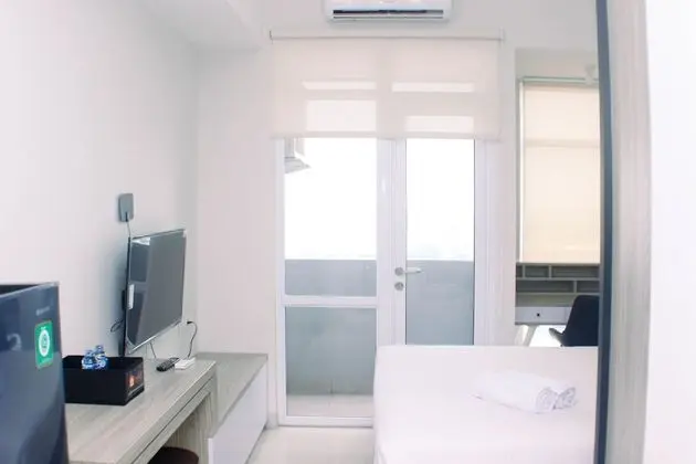 Homey And Minimalist Studio At Vasanta Innopark Apartment - Oda