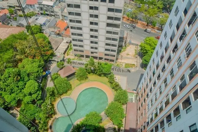 Homey And Relax Studio Apartment At Cervino Village Residence