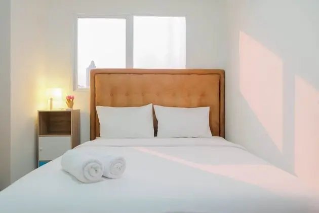 Homey Rustic 2Br Apartment At Signature Park Grande